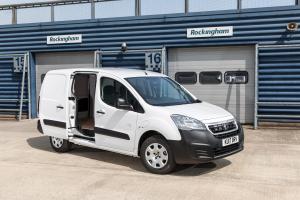 Peugeot Partner Van Long Electric 2017 года (UK)